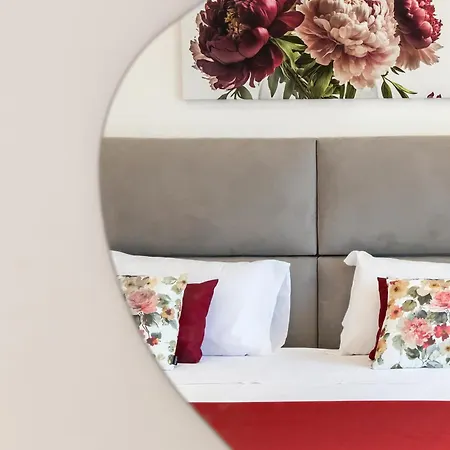 The Sisters' House * Sorrento