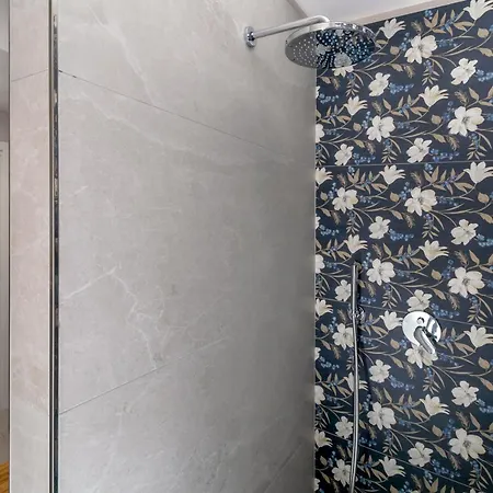 The Sisters' House Appartement *